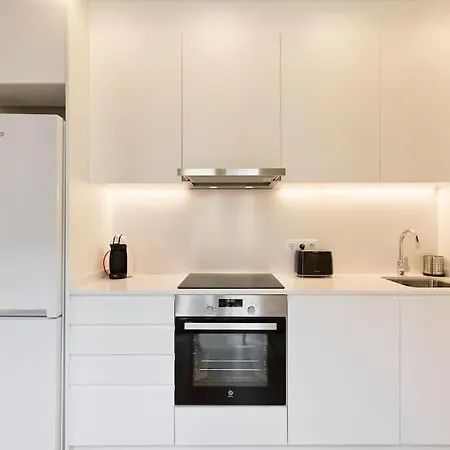 Modern And Bright Well Located In Gracia * Barcelona