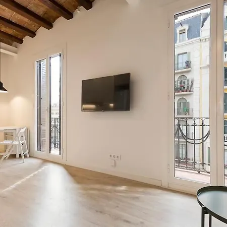 Modern And Bright Well Located In Gracia Apartment *